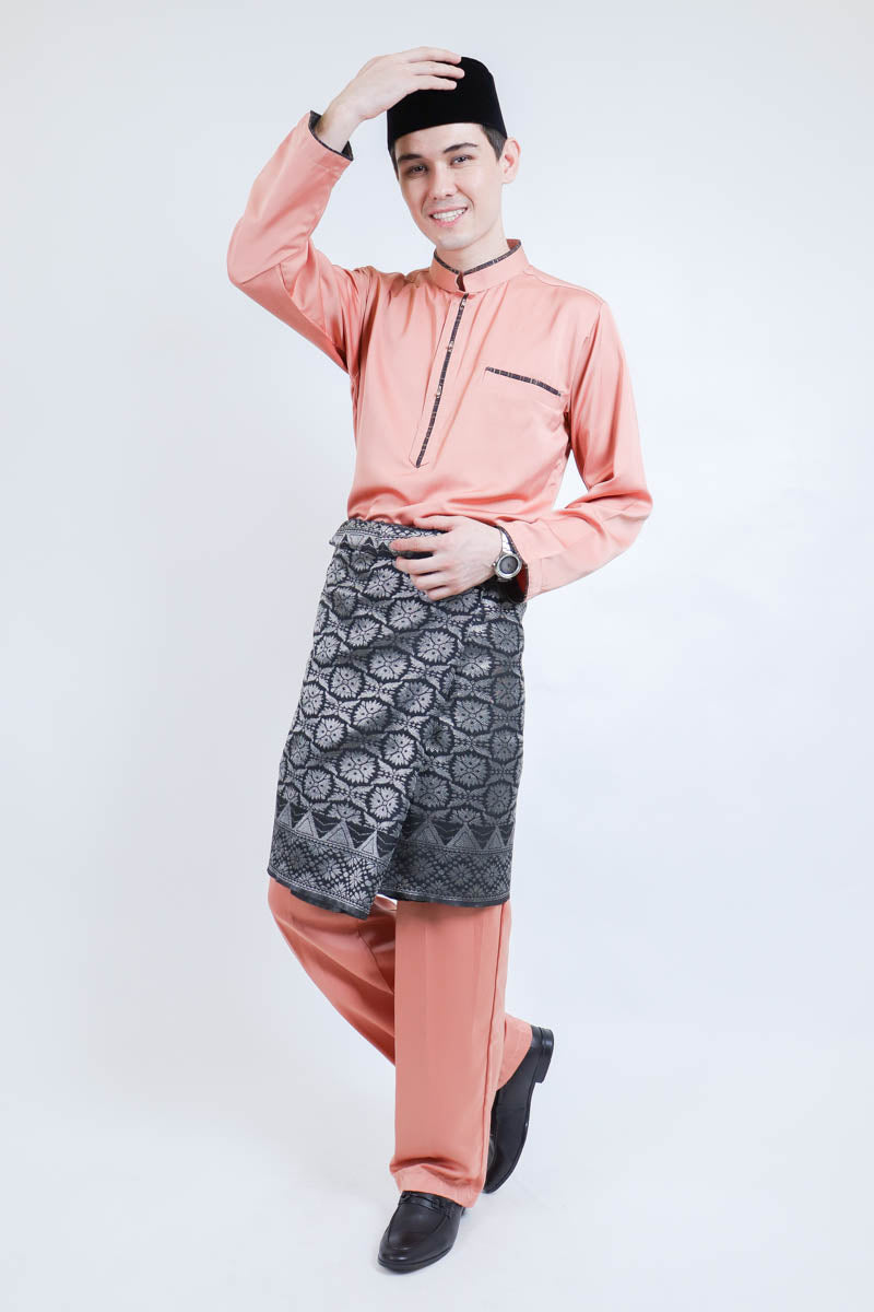 Baju Melayu Slim Fit Pink (FREE Sampin)
